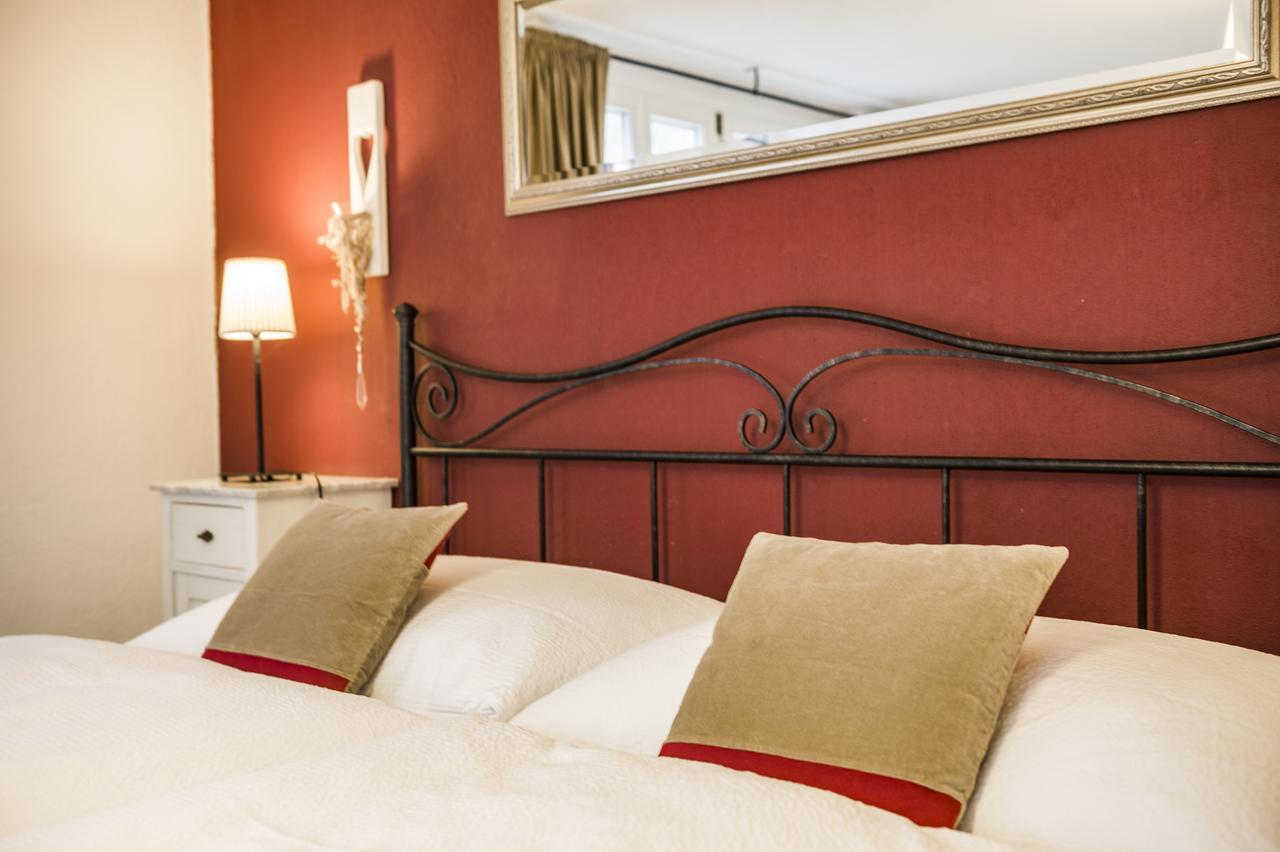 B3 Boutique-Bed&Breakfast Gsteigwiler Kültér fotó